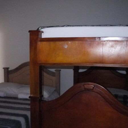 Hostal Naty Luna Jardin Exterior photo